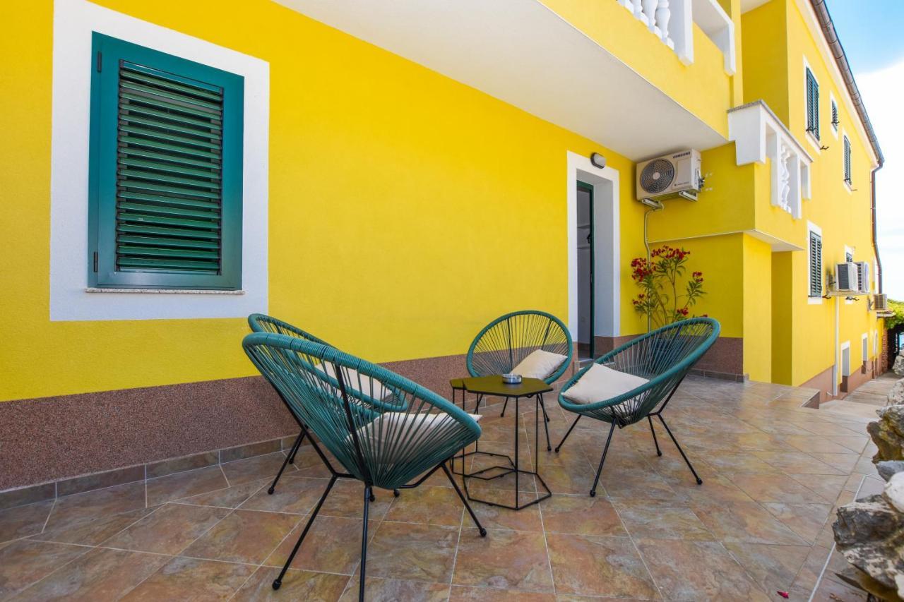 Apartmani Plazibat Mandre Buitenkant foto