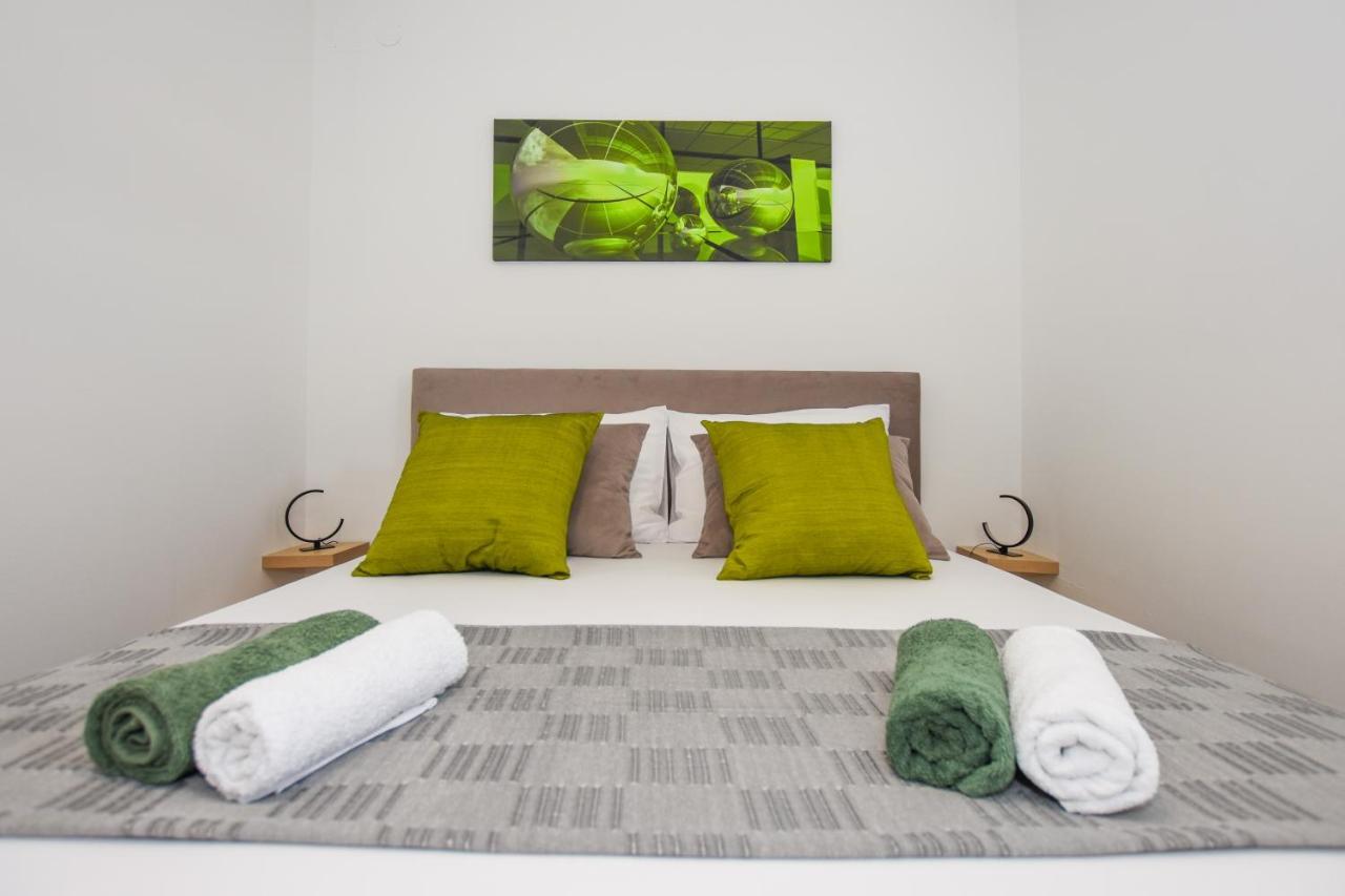 Apartmani Plazibat Mandre Buitenkant foto