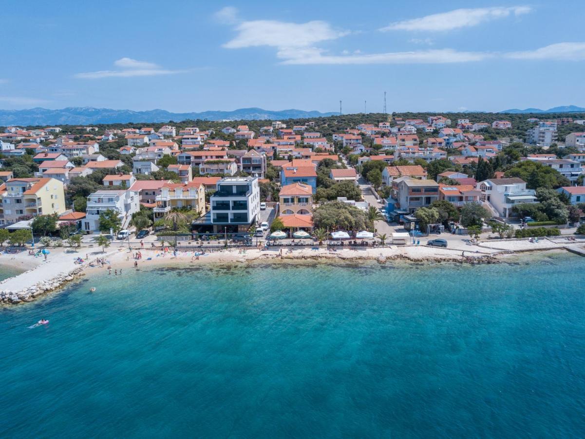 Apartmani Plazibat Mandre Buitenkant foto